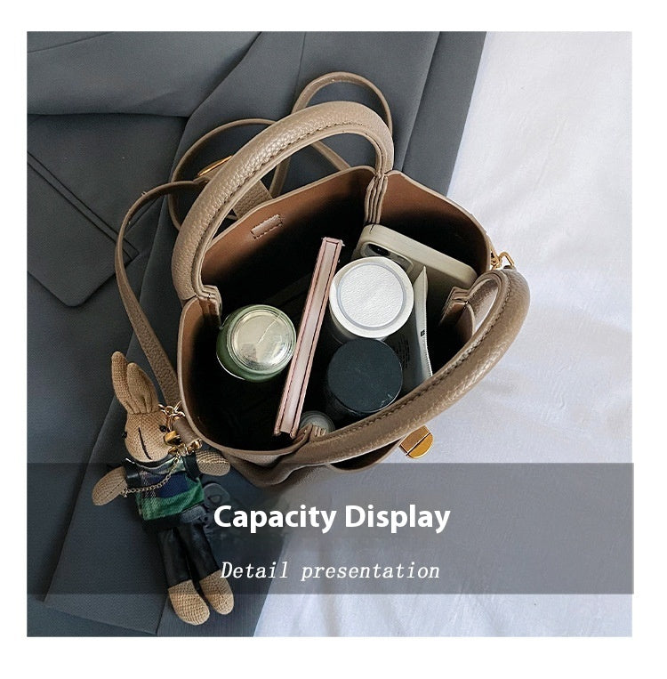 AURELIA | Chic Simplicity Bag